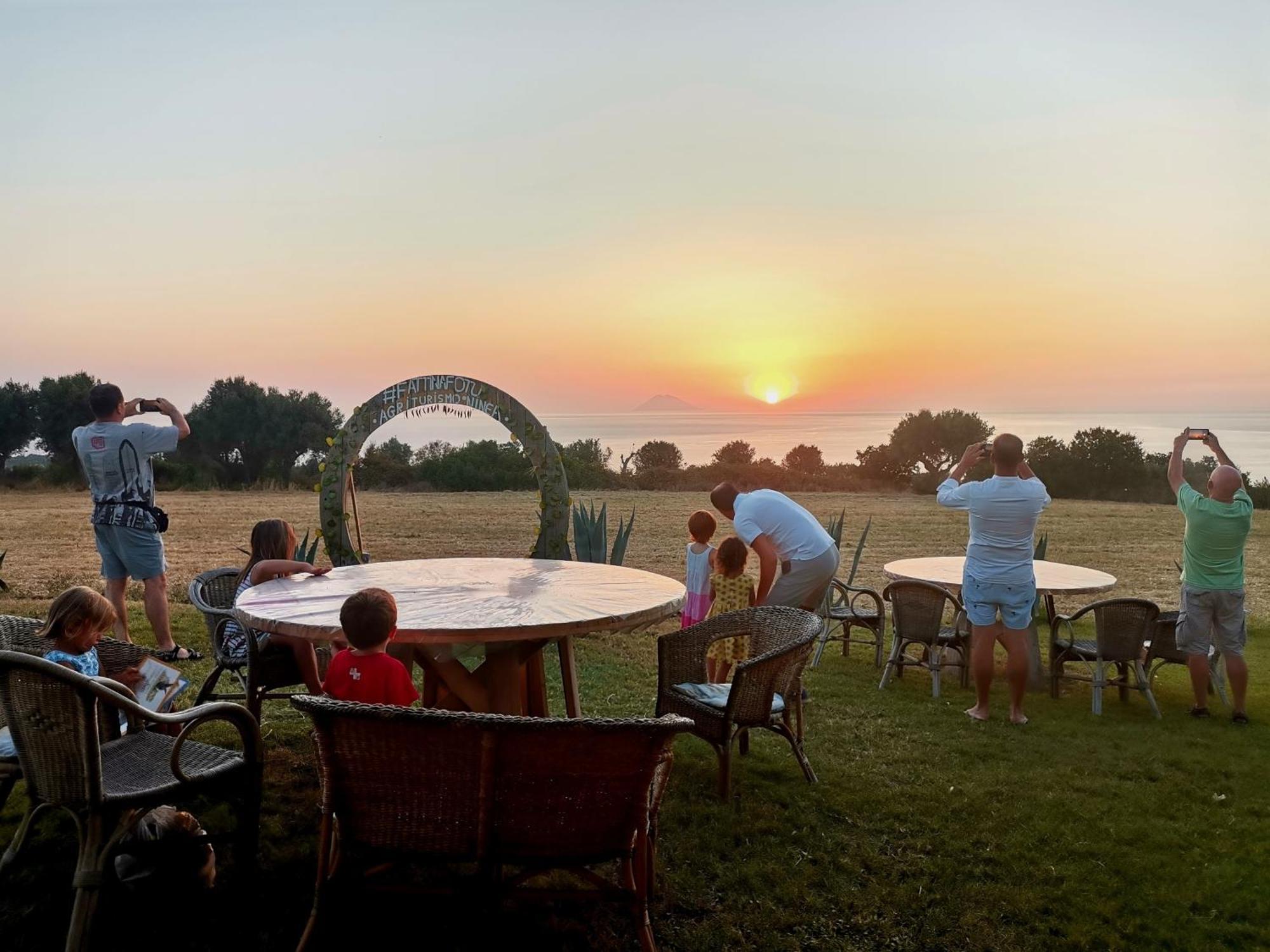 Agriturismo Ninea 리카디 외부 사진