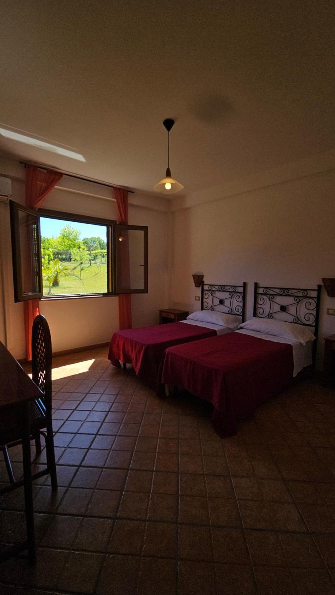 Agriturismo Ninea 리카디 외부 사진